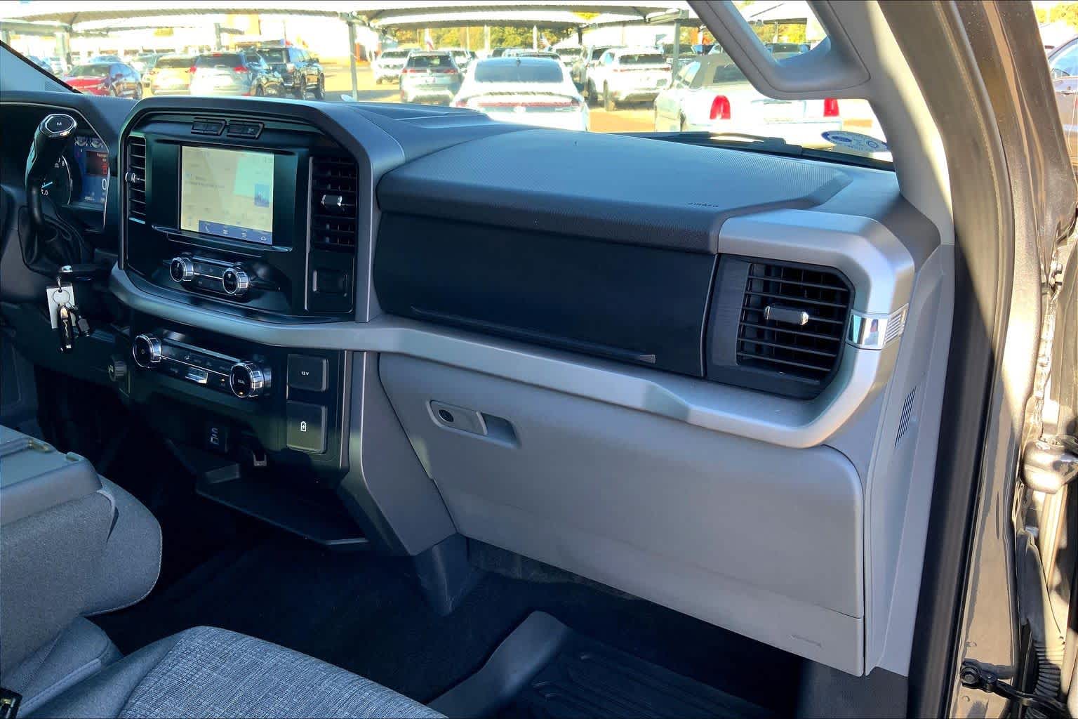 2022 Ford F-150 XLT - Photo 17