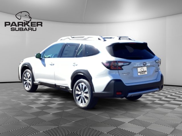 2025 Subaru Outback Touring XT photo 3