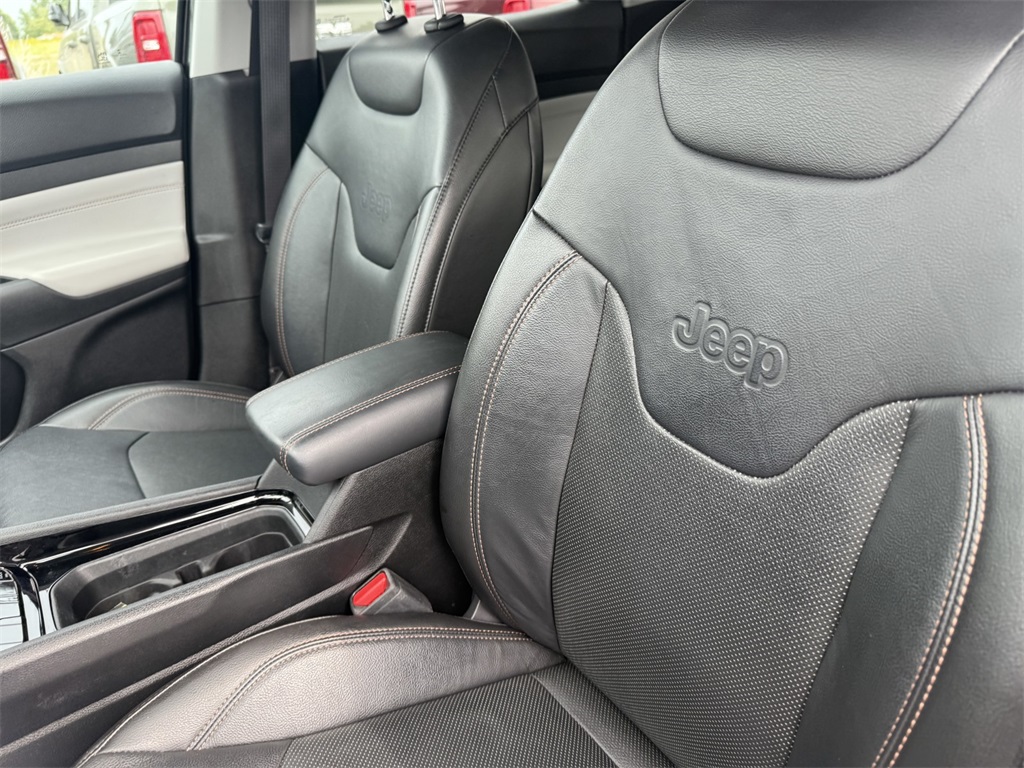 2022 Jeep Compass Limited photo 15