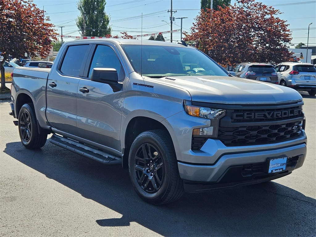 2024 Chevrolet Silverado 1500 Custom photo 8
