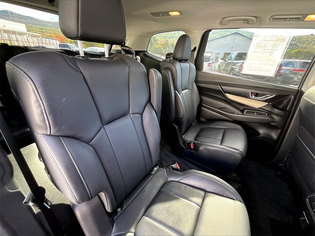 2022 Subaru Ascent Limited photo 15