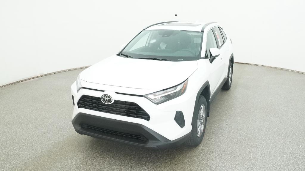 2025 Toyota RAV4 Hybrid XLE photo 4