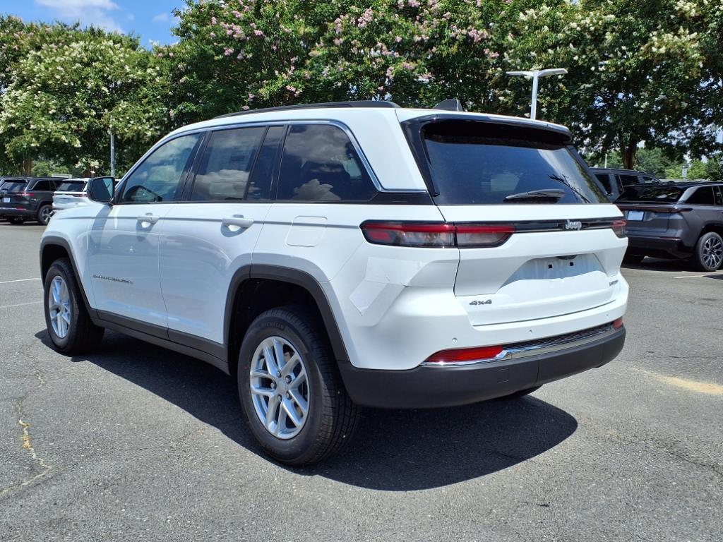 2025 Jeep Grand Cherokee Laredo X photo 17