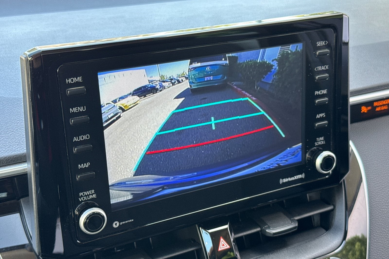 2022 Toyota Corolla LE photo 17