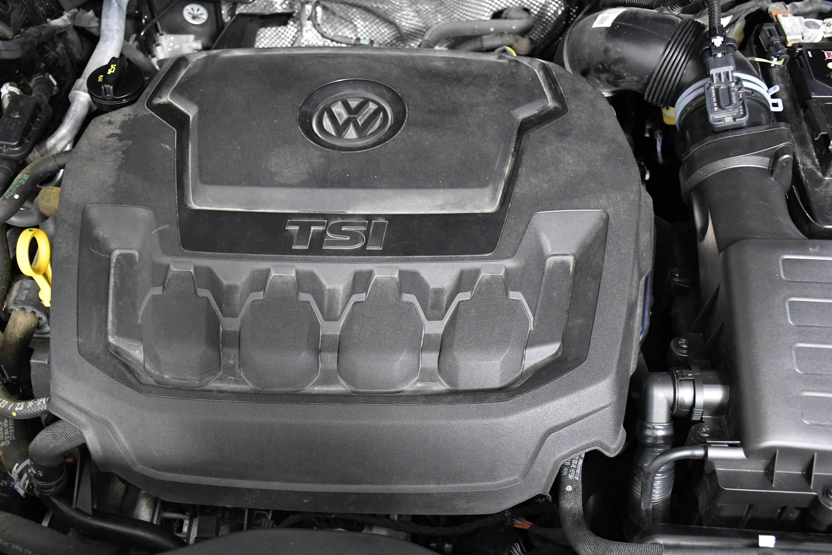2024 Volkswagen Tiguan SE Wolfsburg Edition photo 34