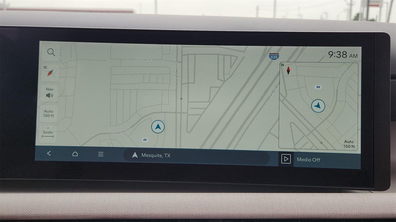 2025 Hyundai Tucson SEL Convenience photo 13