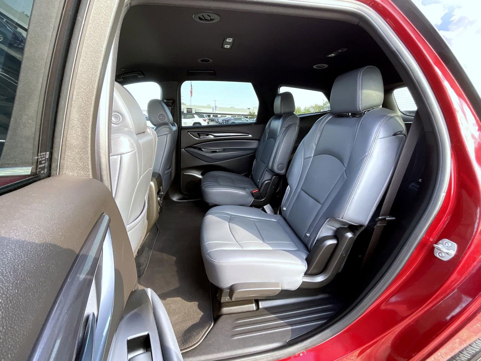 2024 Buick Enclave Premium photo 18