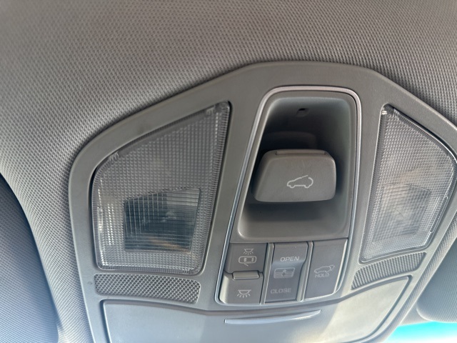 2017 Hyundai Santa Fe Limited Ultimate photo 21