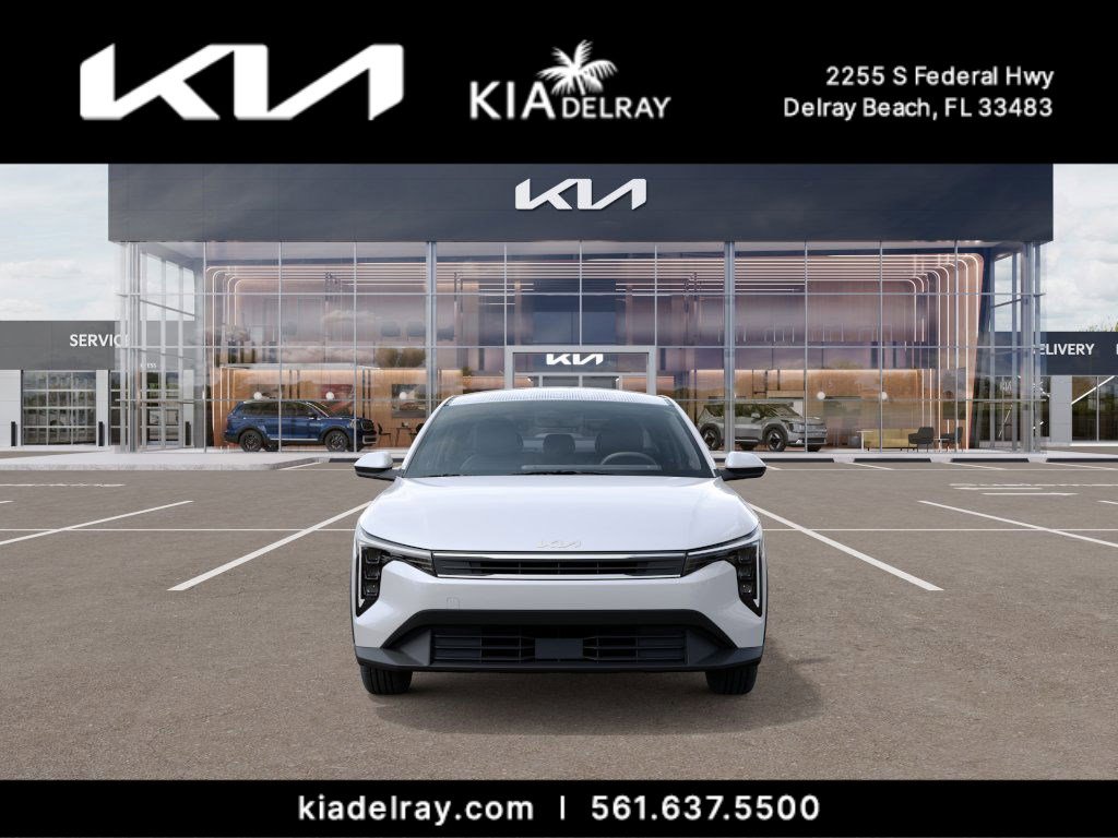 2025 Kia K4 LXS photo 2