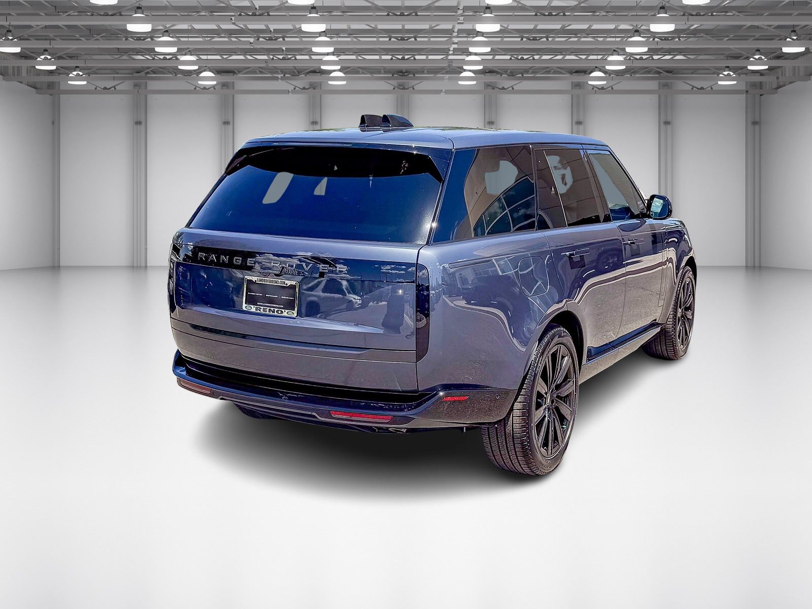 2025 Land Rover Range Rover SE photo 5