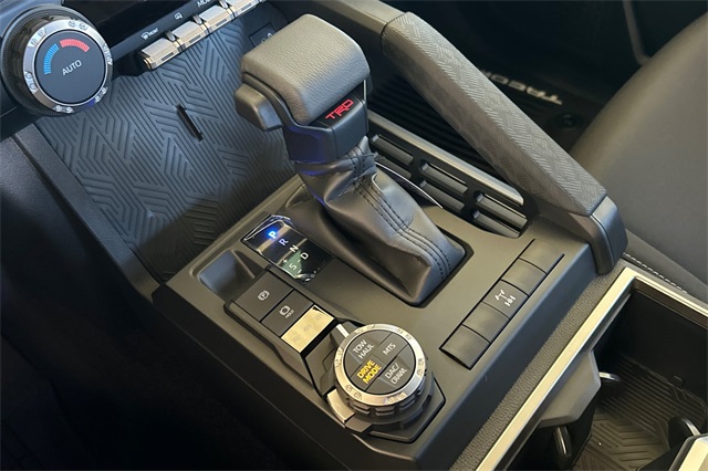 2025 Toyota Tacoma TRD Off-Road 4x4 Double Cab photo 23