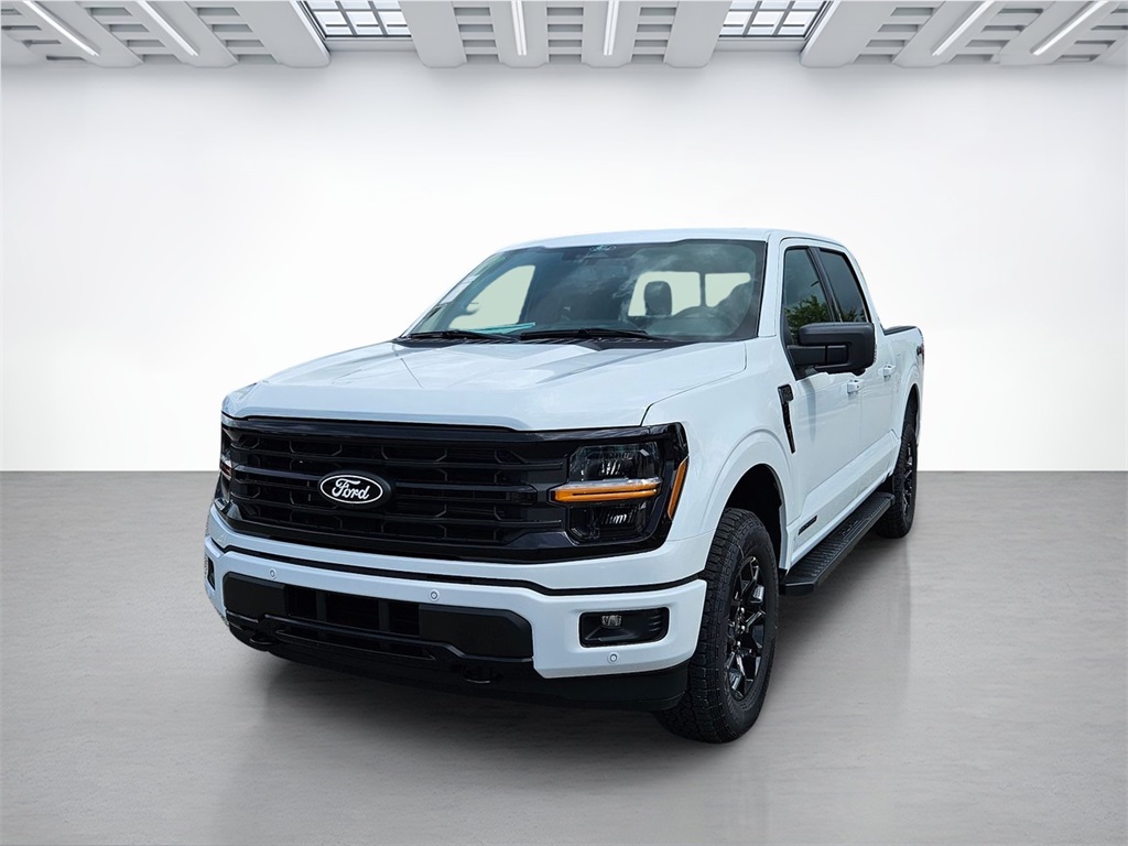 2025 Ford F-150 XLT photo 6