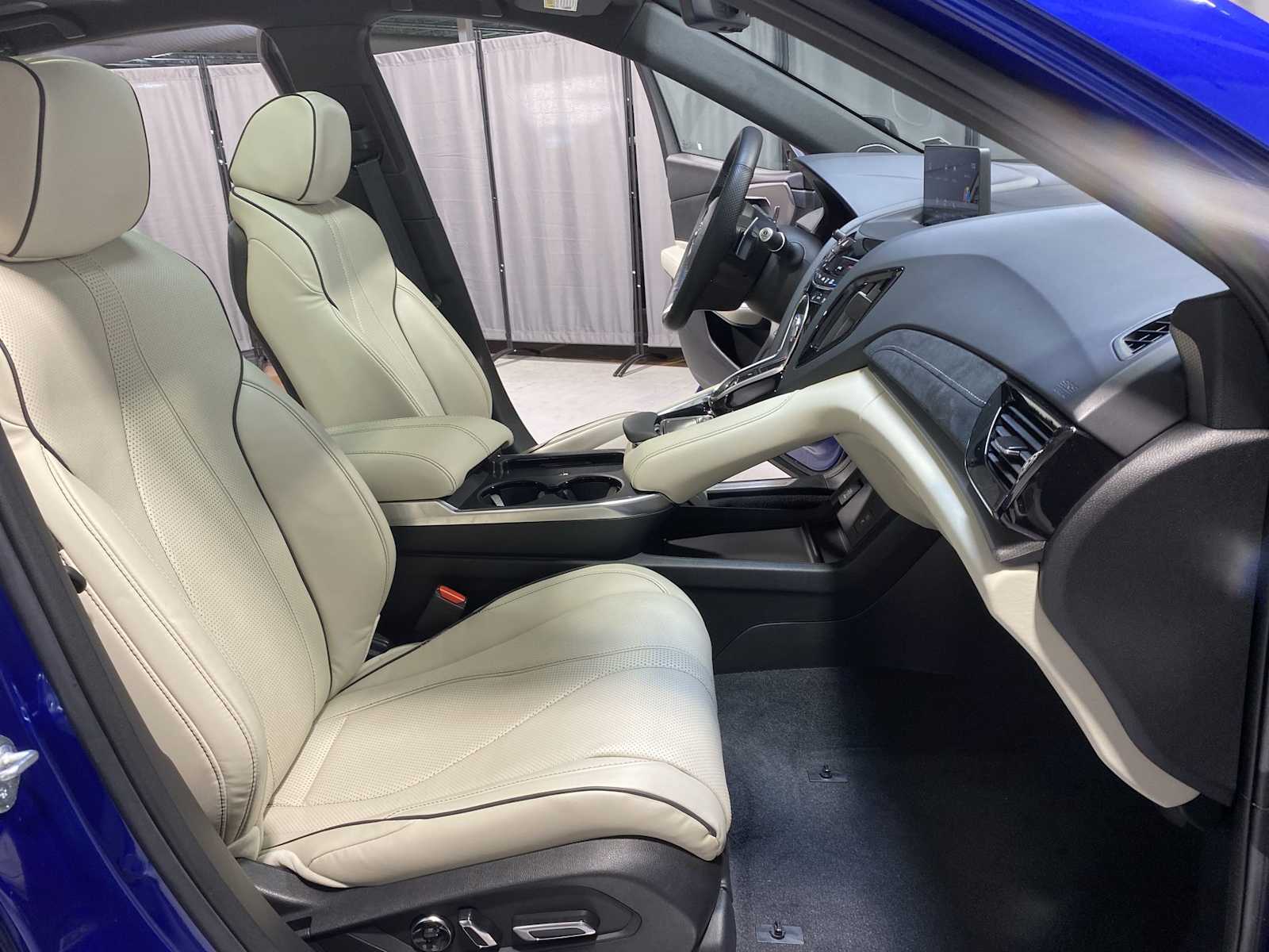 2025 Acura RDX A-Spec Advance photo 14