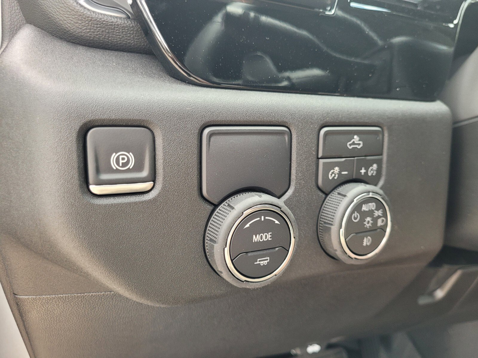 2026 Chevrolet Silverado 1500 RST photo 22