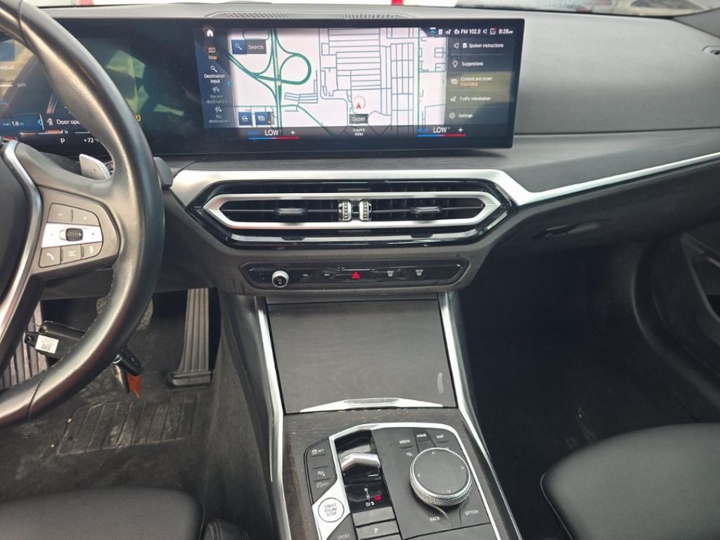 2024 Bmw 330i 3-Series photo 2