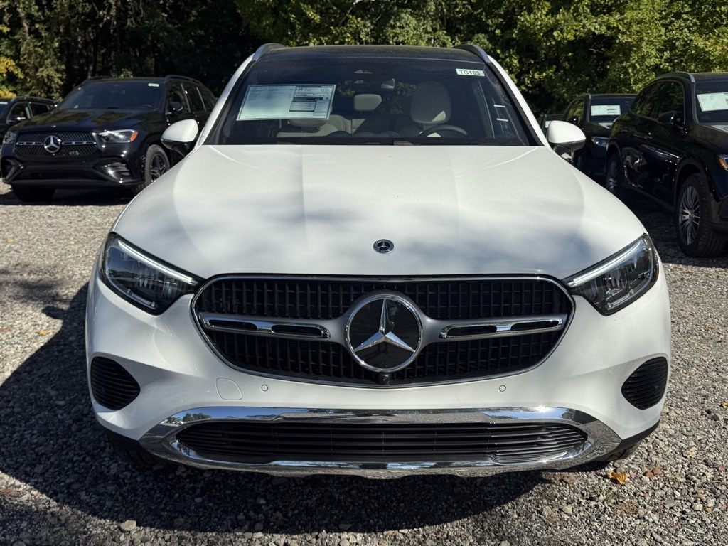 2026 Mercedes Benz GLC 300 4MATIC photo 2