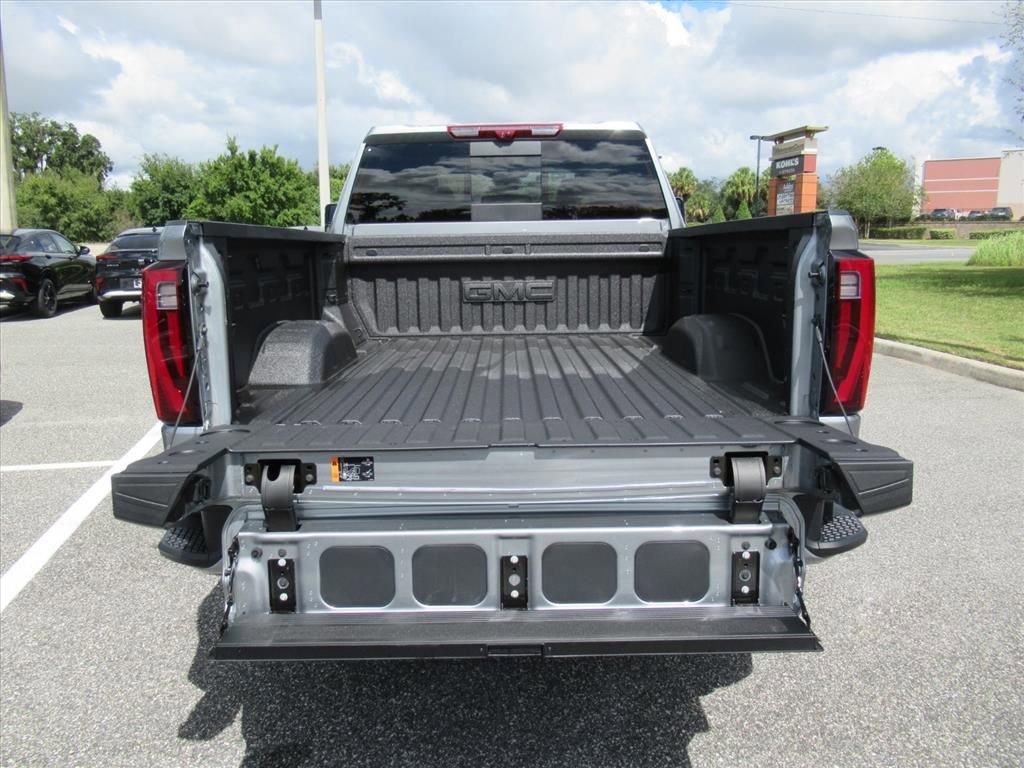 2026 Gmc Sierra 2500 HD photo 5