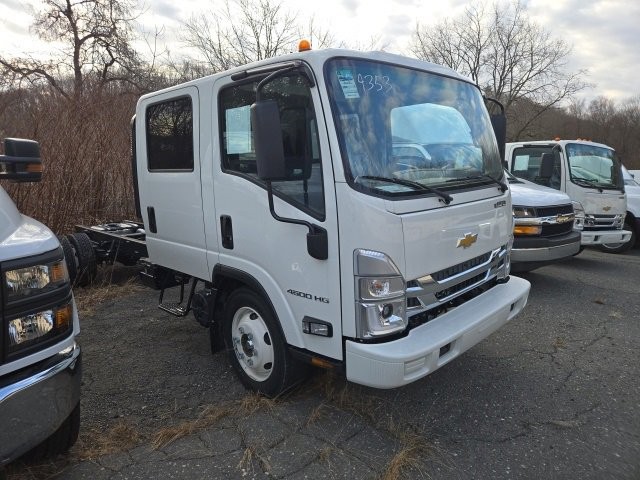 2024 Chevrolet Low Cab Forward 4500 NA