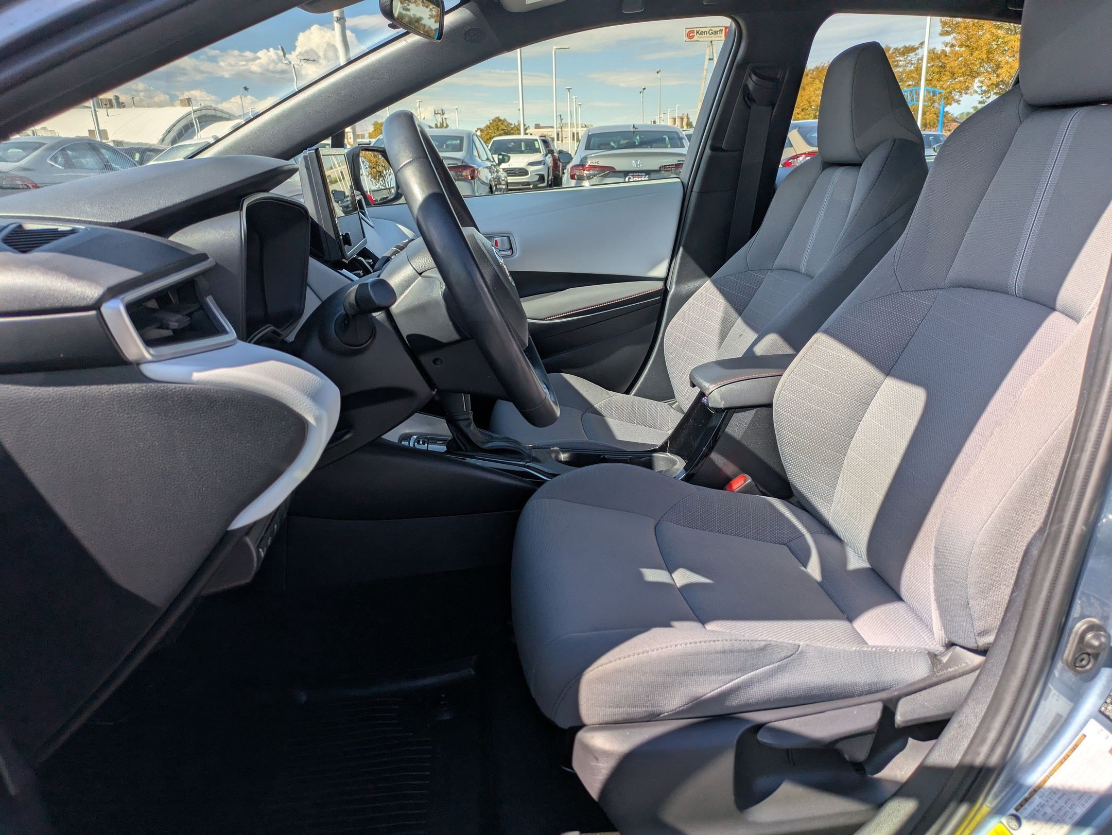 2023 Toyota Corolla Hybrid SE photo 21