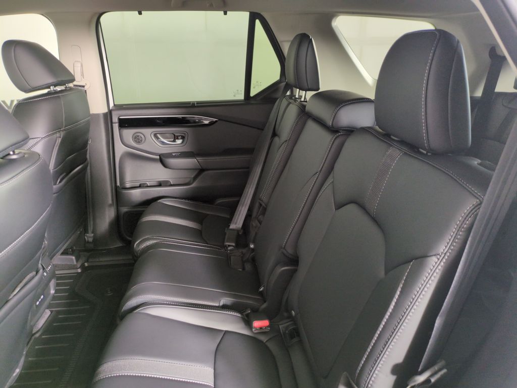 2025 Honda Pilot Touring photo 24