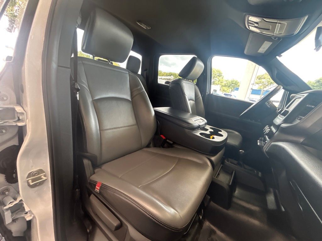 2024 Ram 2500 Tradesman photo 24
