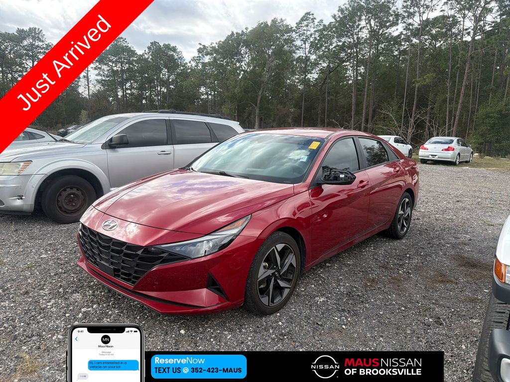 2023 Hyundai Elantra SEL's photo