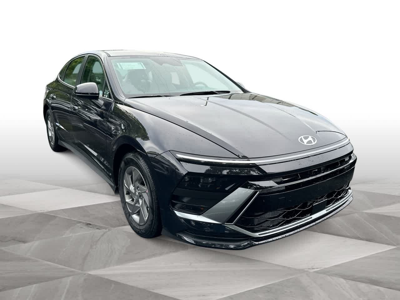 2026 Hyundai Sonata SE photo 2