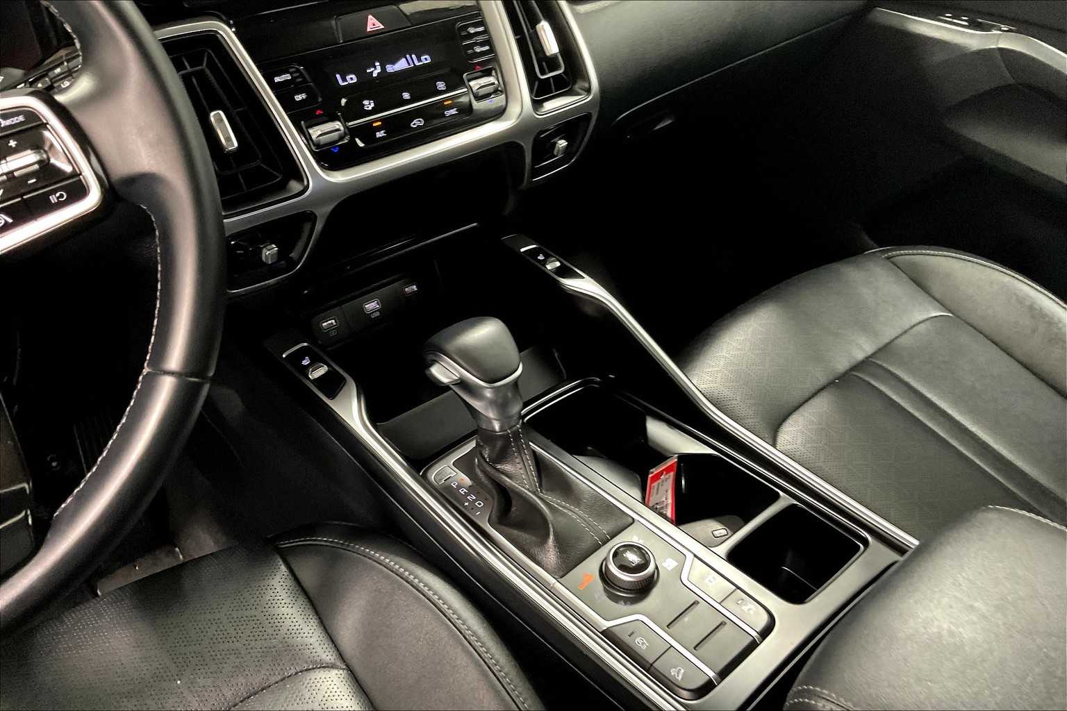 2022 Kia Sorento X-Line S photo 19