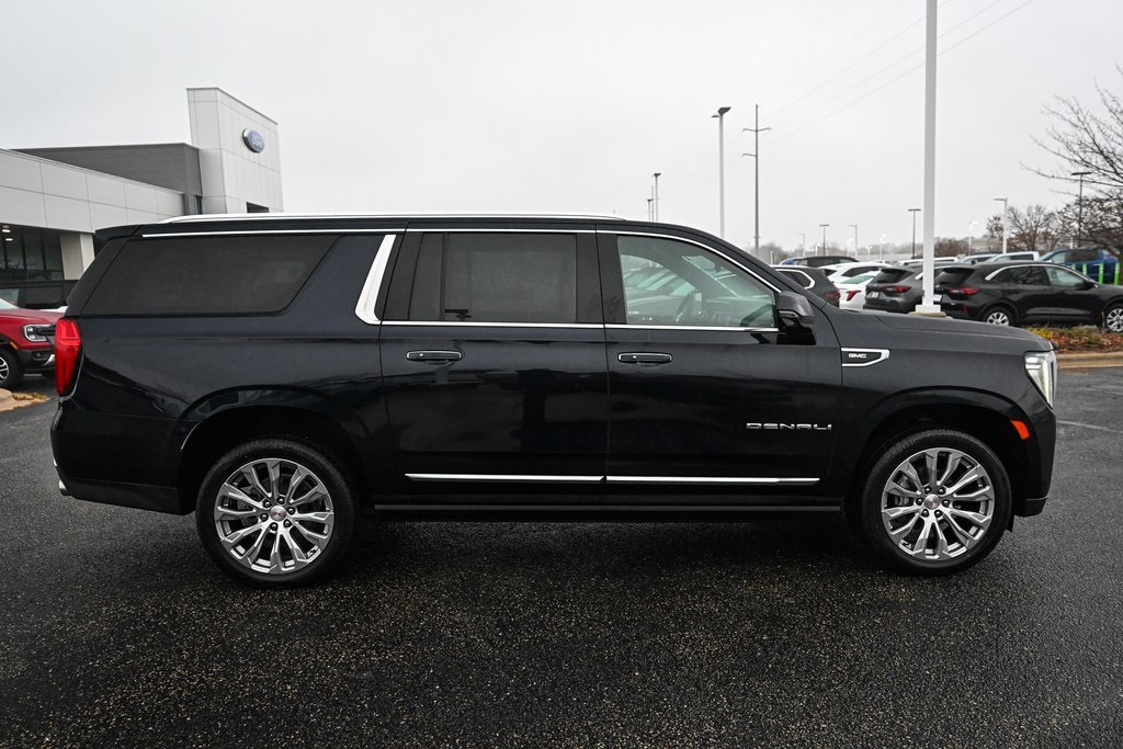 2023 Gmc Yukon XL Denali photo 3