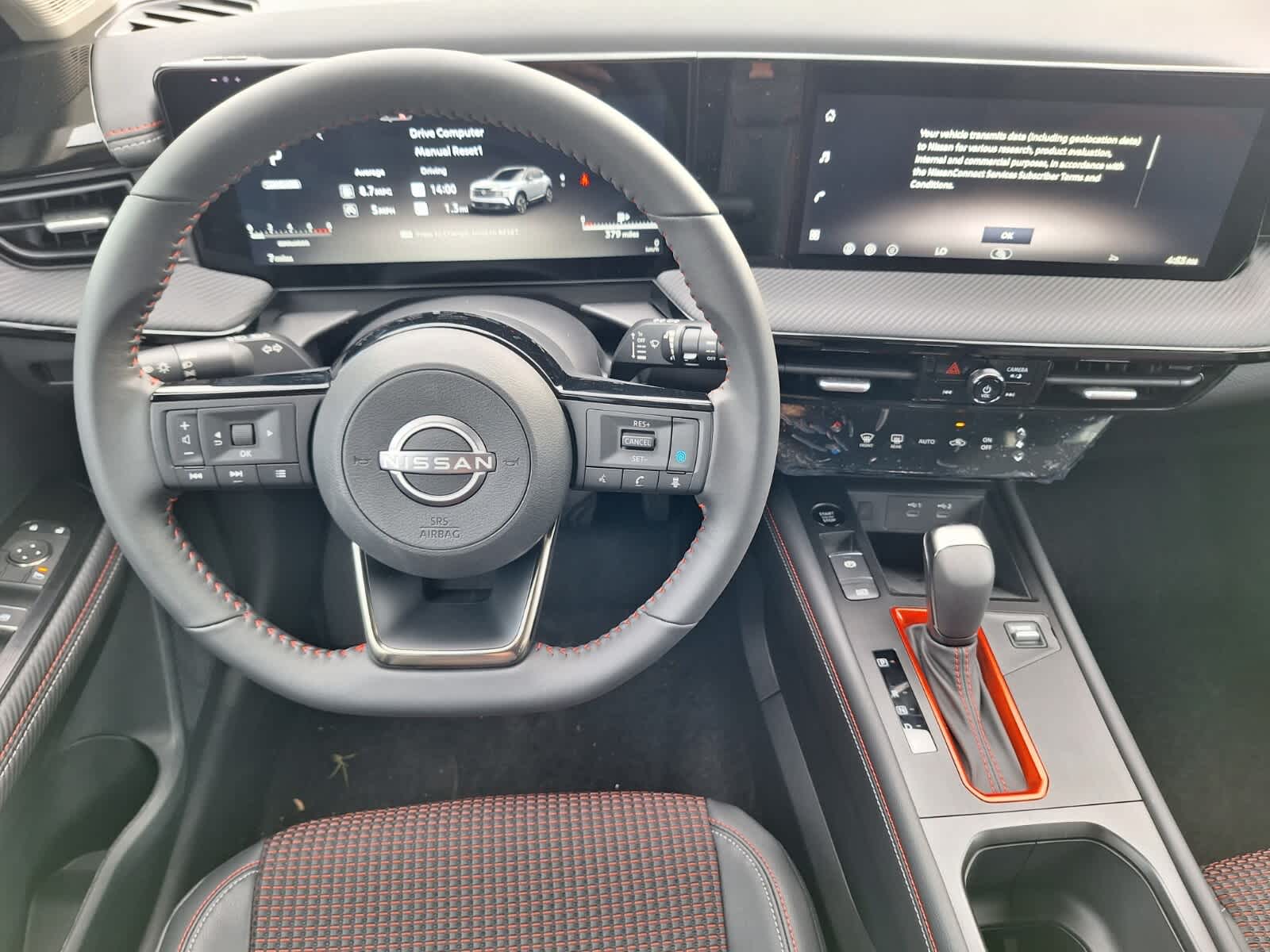 2026 Nissan Kicks SR photo 21