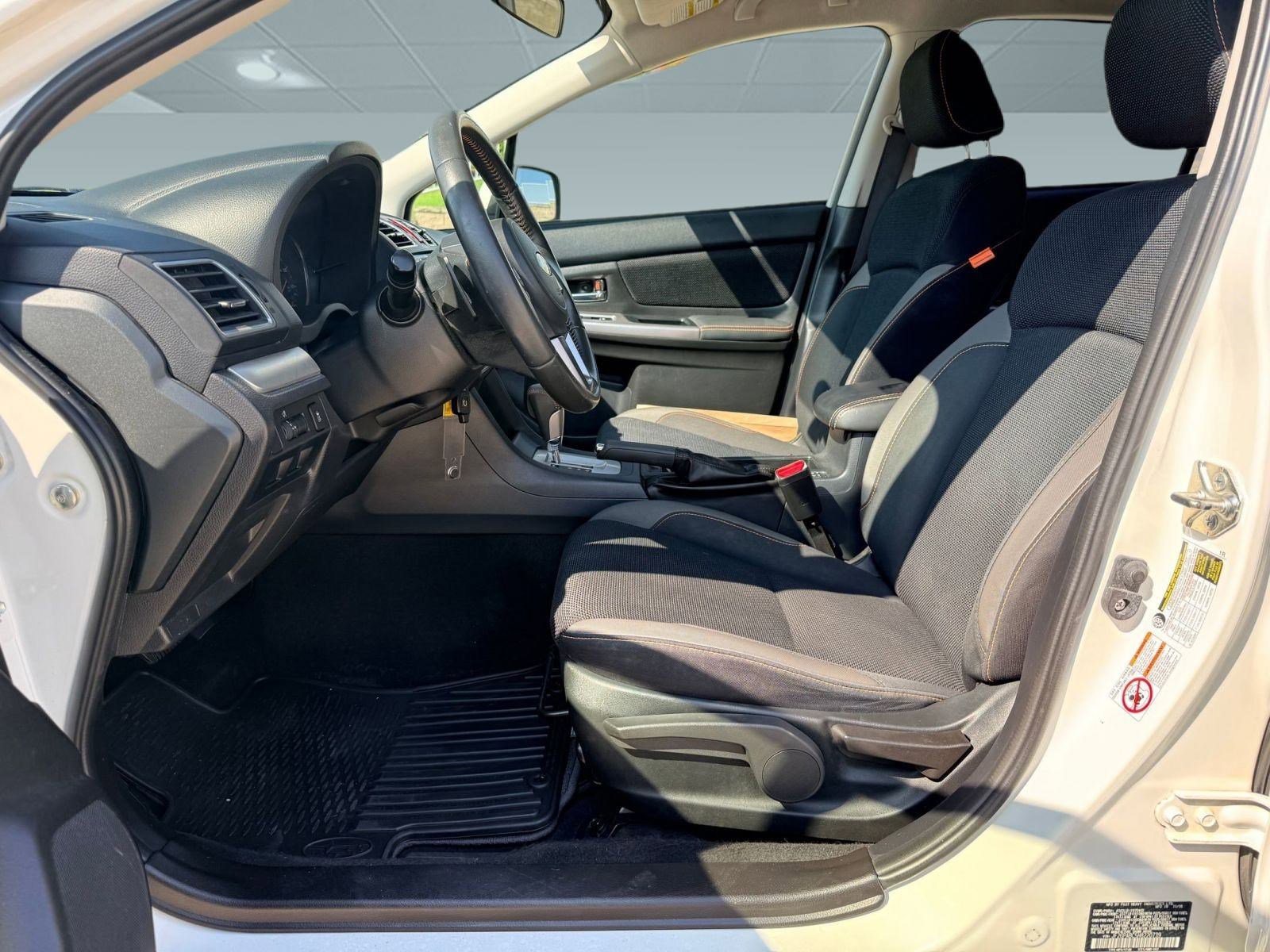 2017 Subaru Crosstrek 2.0i Premium photo 4