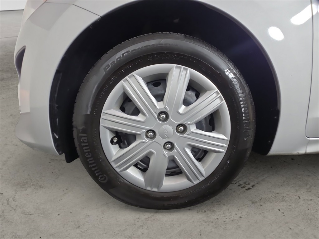 2023 Kia Rio LX photo 13