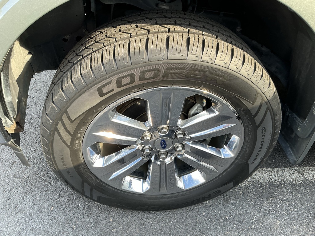 2019 Ford F-150 Lariat photo 12