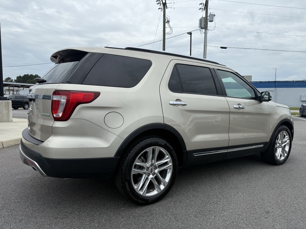 2017 Ford Explorer Limited photo 3