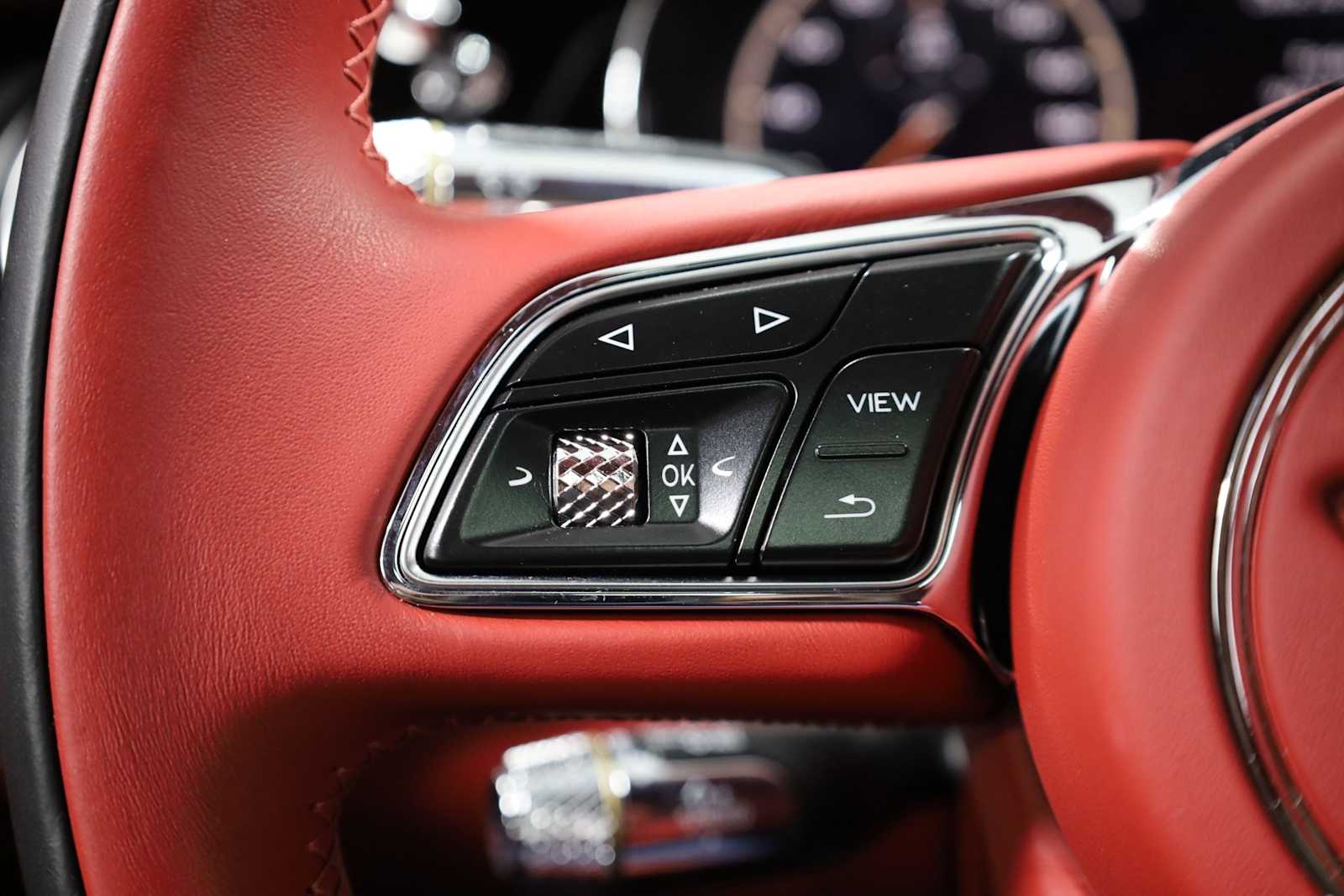 2021 Bentley Flying Spur V8 photo 21