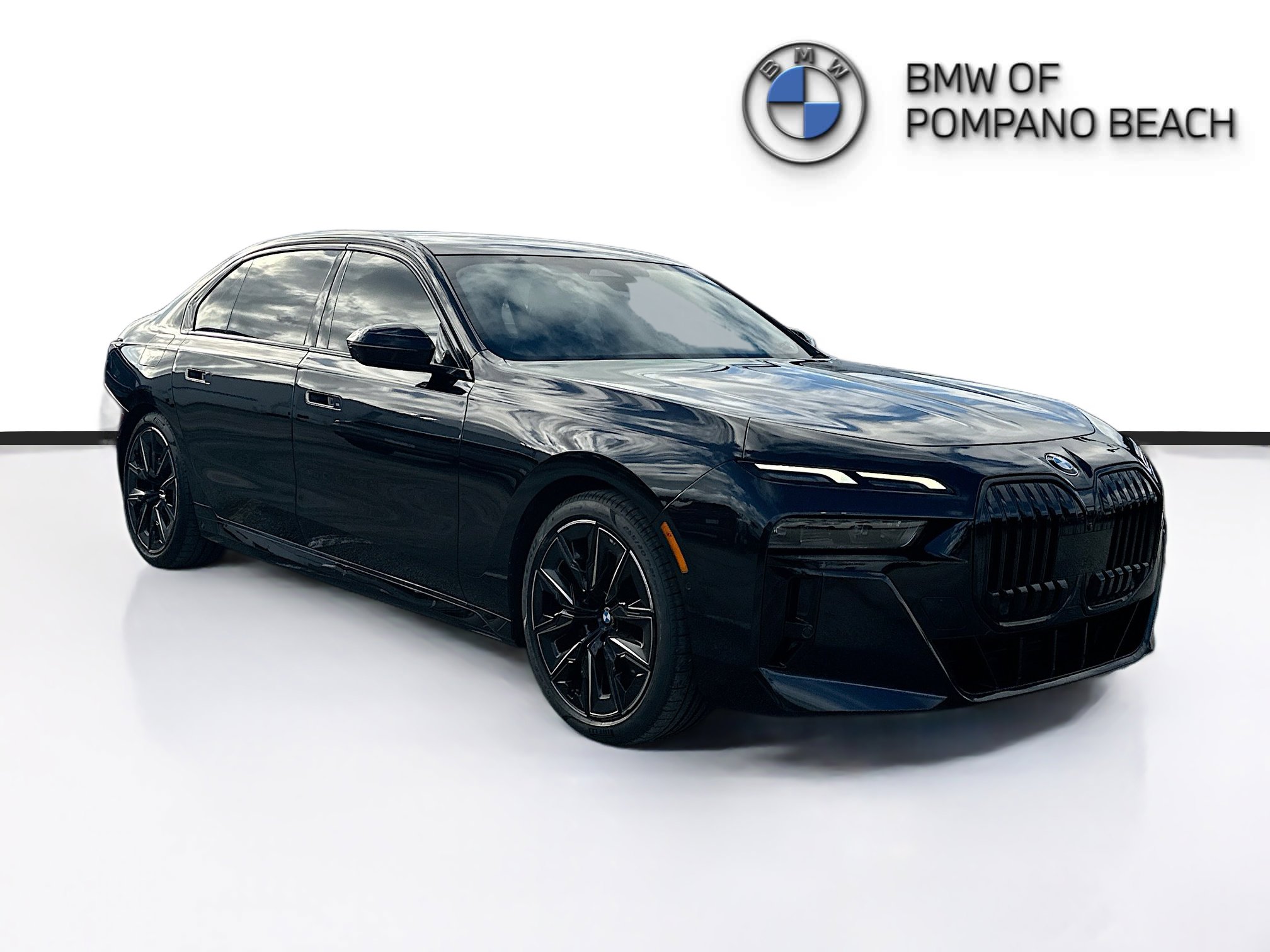 2023 BMW 7 Series 760i's photo