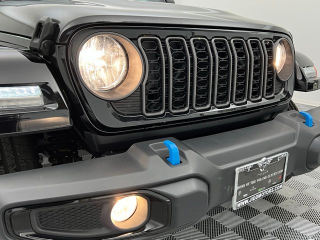 2024 Jeep Wrangler Sport S 4xe photo 4