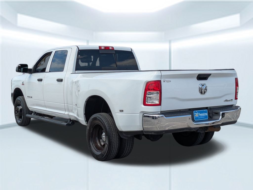 2020 Ram 3500 Tradesman photo 3