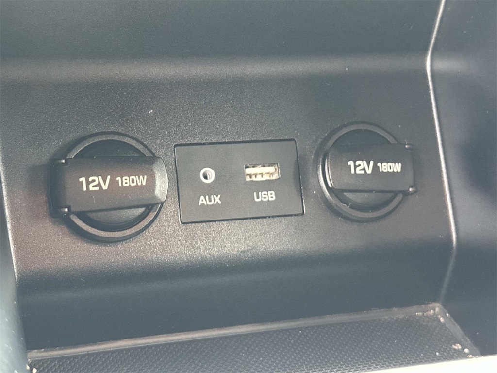 2020 Hyundai Elantra SEL photo 18