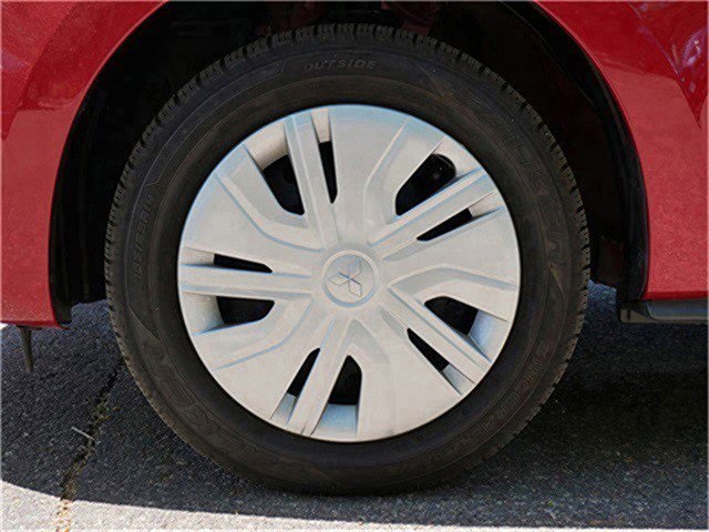 2024 Mitsubishi Mirage G4 ES photo 2