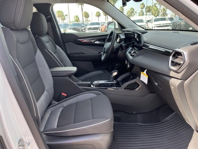 2026 Chevrolet Trailblazer LT photo 17
