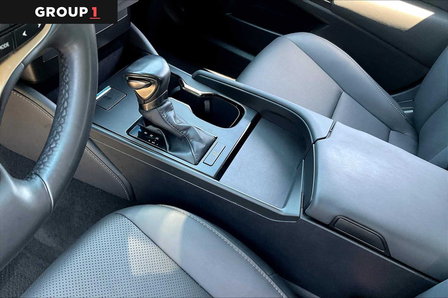 2023 Lexus ES 350 photo 14