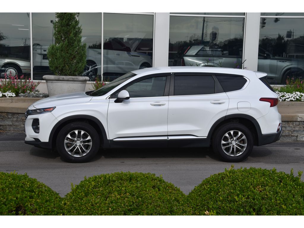 2020 Hyundai Santa Fe SE photo 7