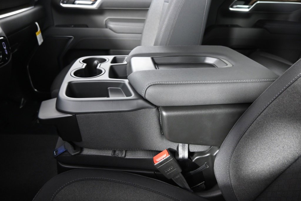 2025 Chevrolet Silverado 1500 LT photo 29