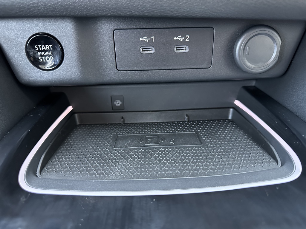 2025 Nissan Rogue Platinum photo 28
