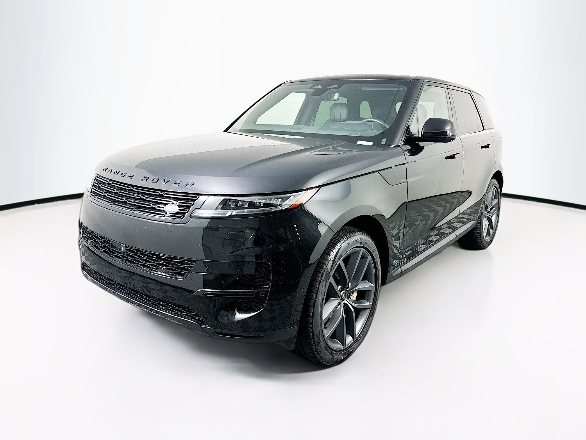 2025 Land Rover Range Rover Sport SE's photo