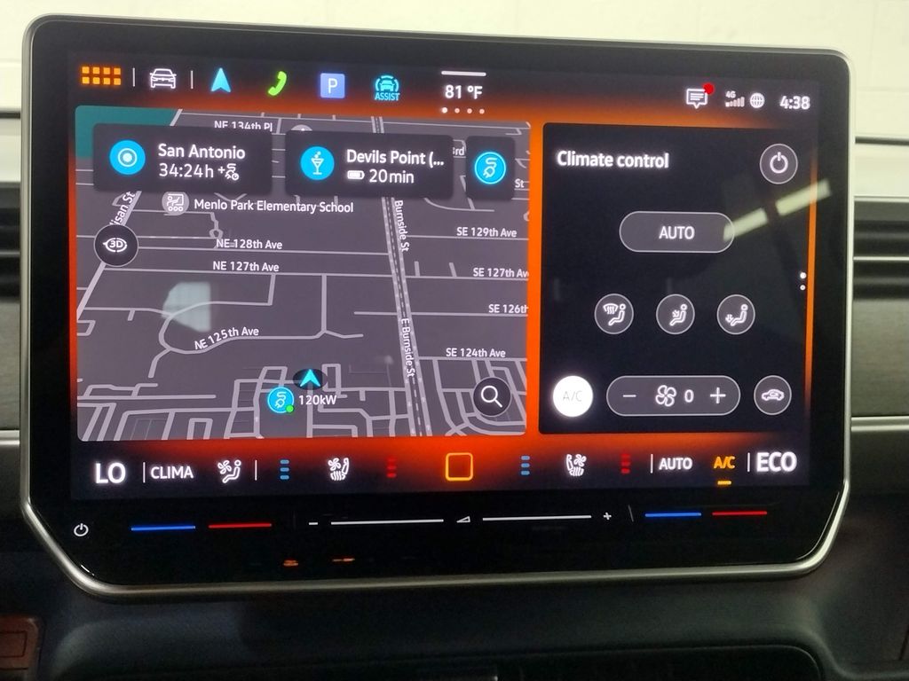 2025 Volkswagen ID. Buzz Pro S photo 13