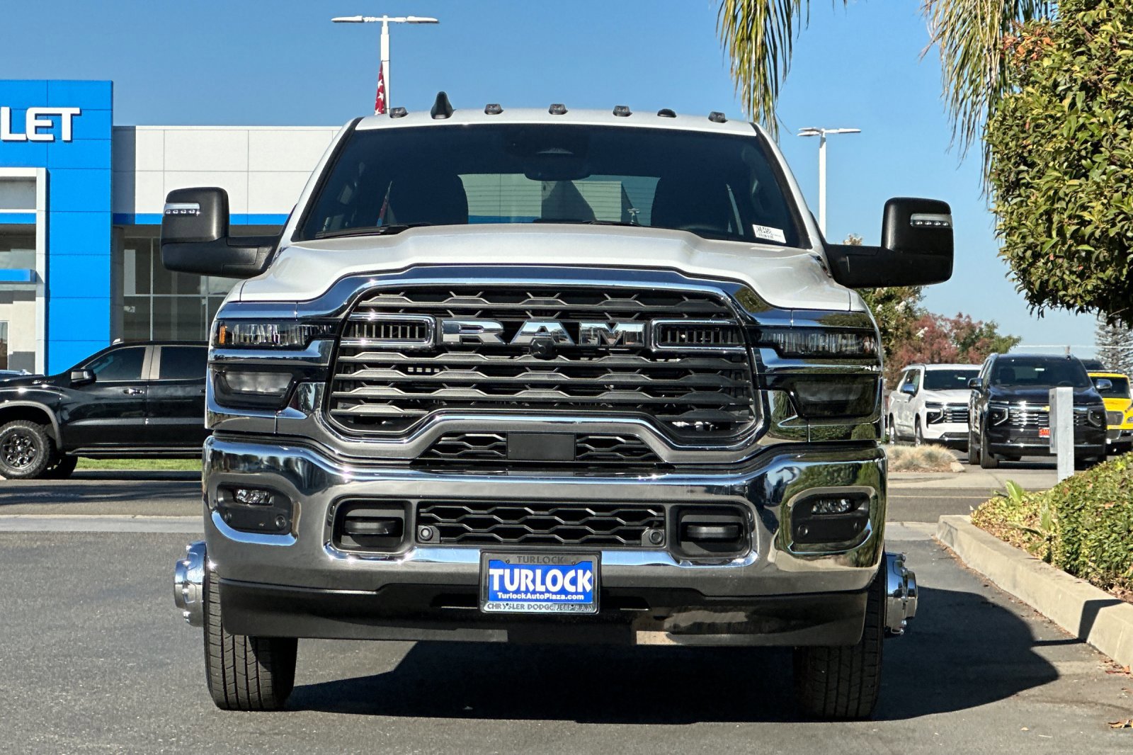 2026 Ram 3500 Big Horn photo 9