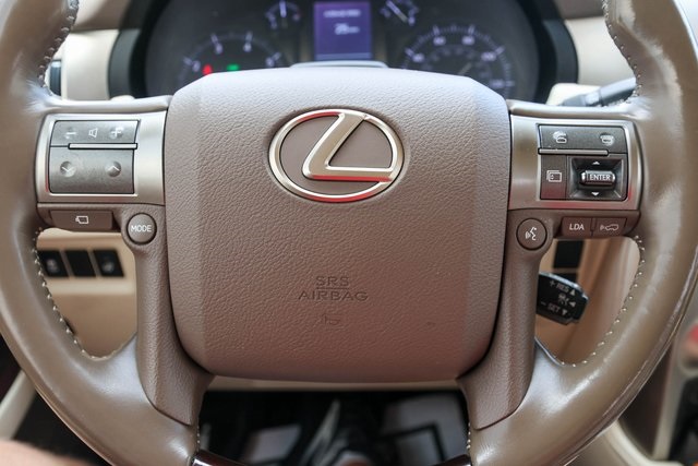 Used 2019 Red Lexus 460 Luxury image 30