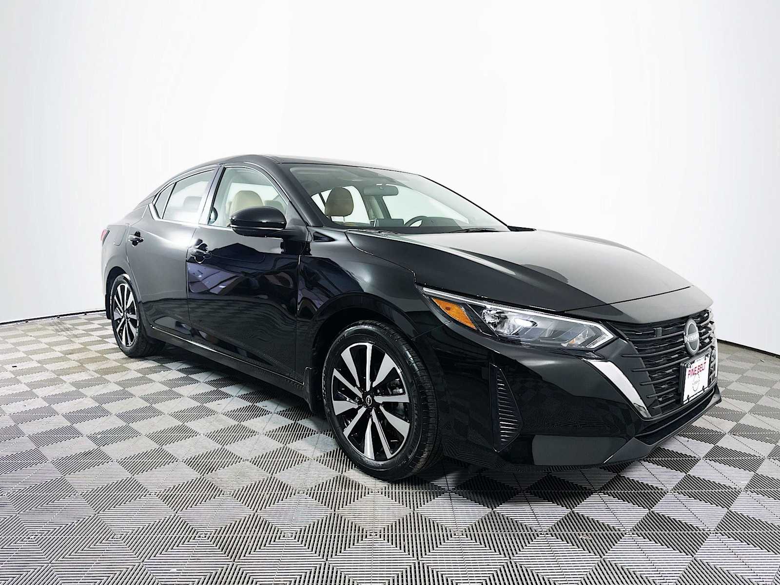 2024 Nissan Sentra SV photo 3